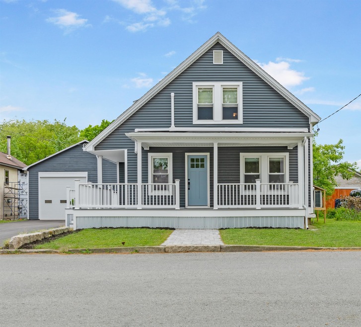 13 Merrill St, Colebrook, NH 03576 - photo 1