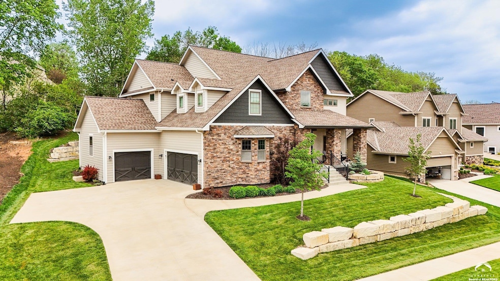 237 Landon Ct, Lawrence, KS 66049 - photo 1