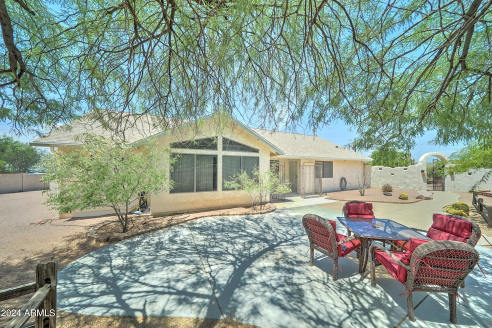 6061 E Foothill-6