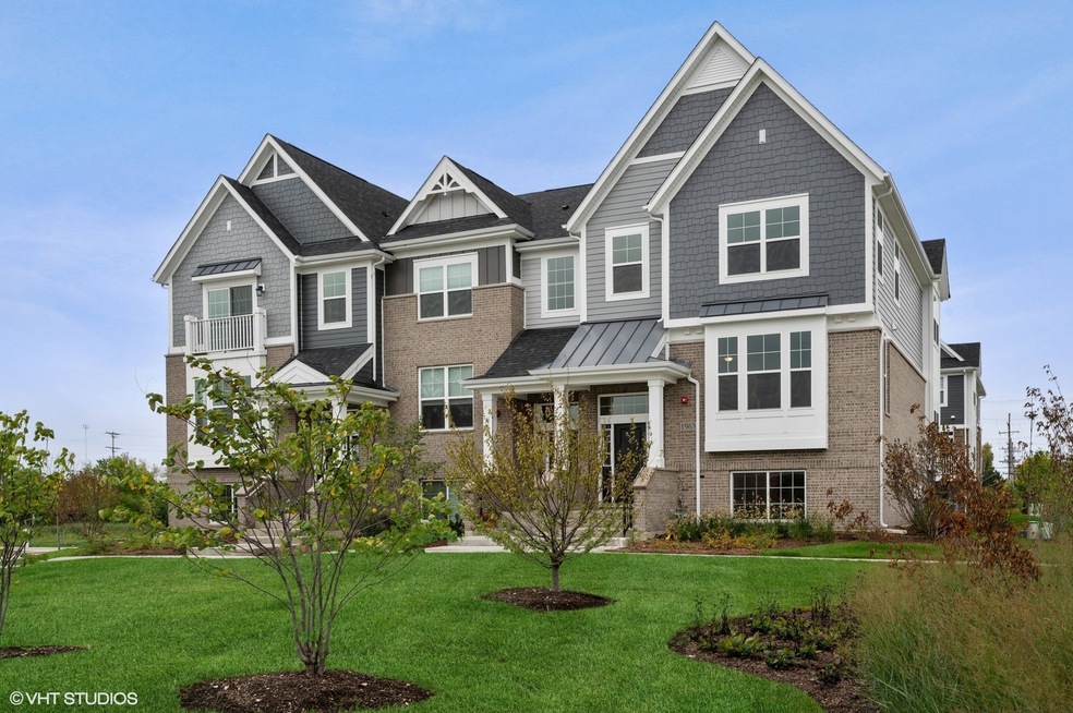 1963 Kingsley Cir, Northbrook, IL 60062 - photo 1