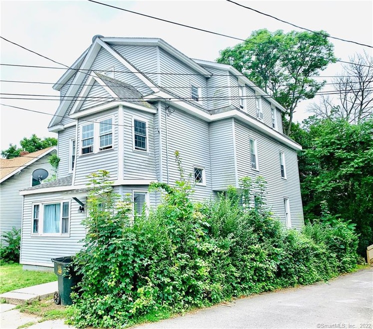 43 Terrace Ave, New London, CT 06320 - photo 1