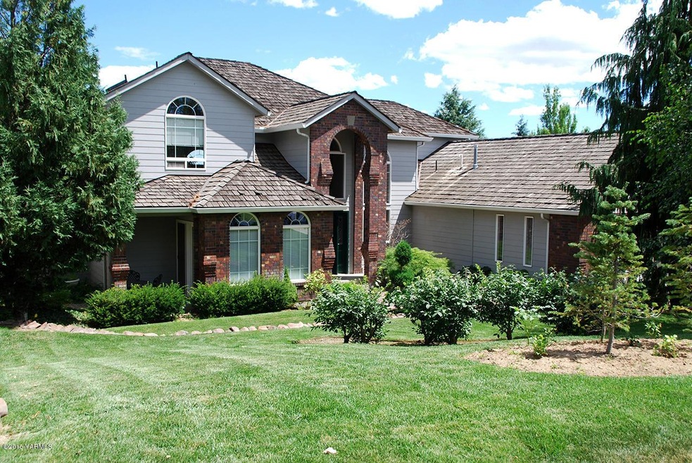 207 S 78th Ave, Yakima