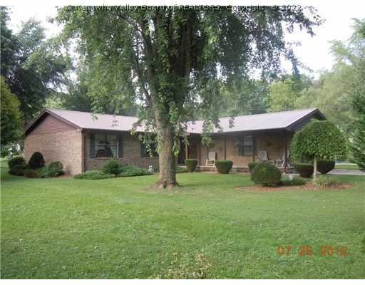 65 Limeberger Creek Rd unit B, Poca, WV 25159 - photo 1