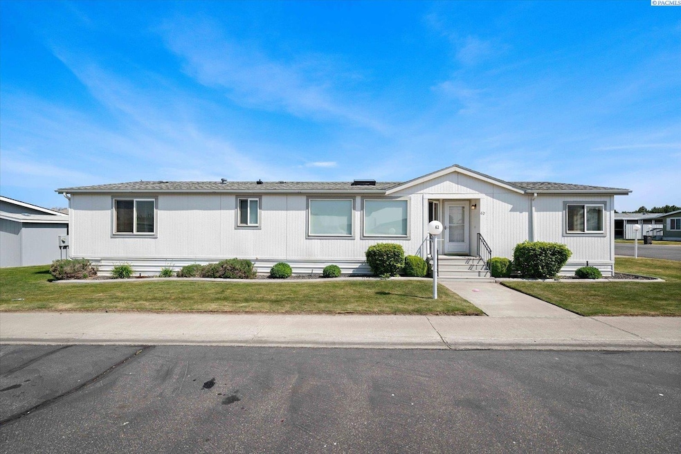 312 S Columbia Center Blvd unit 62, Kennewick, WA 99336 - photo 1