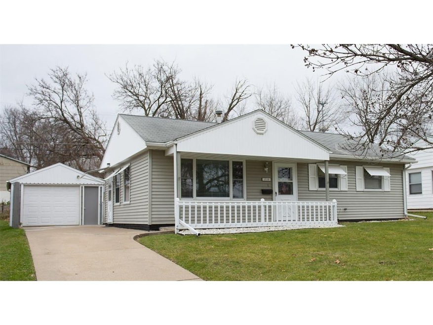 Very well maintained 3 bedroom, SW, never flooded.
