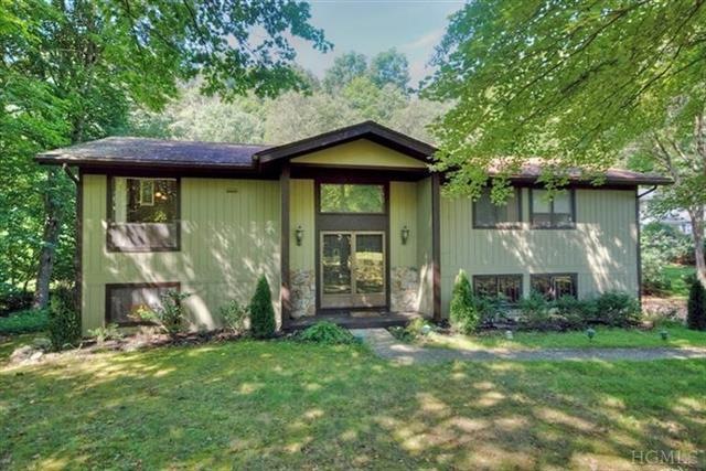 4 Walden St, Somers, NY 10589 - photo 1