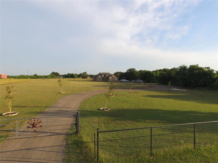 6950 Veal Station Rd, Weatherford, TX 76085 - photo 1