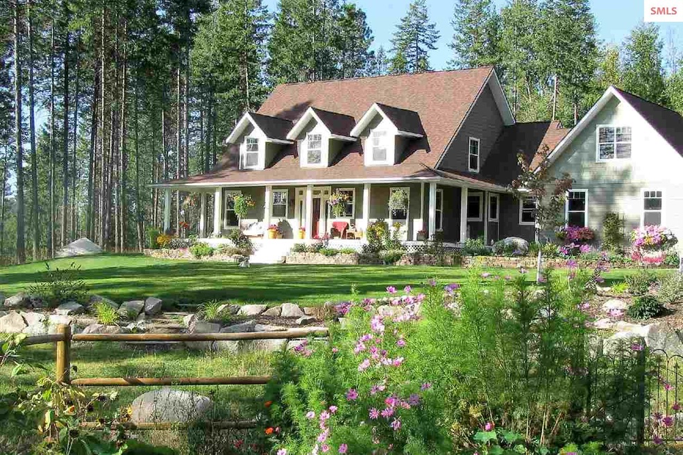 541 Forest Knolls Dr, Sandpoint, ID 83864 - photo 1