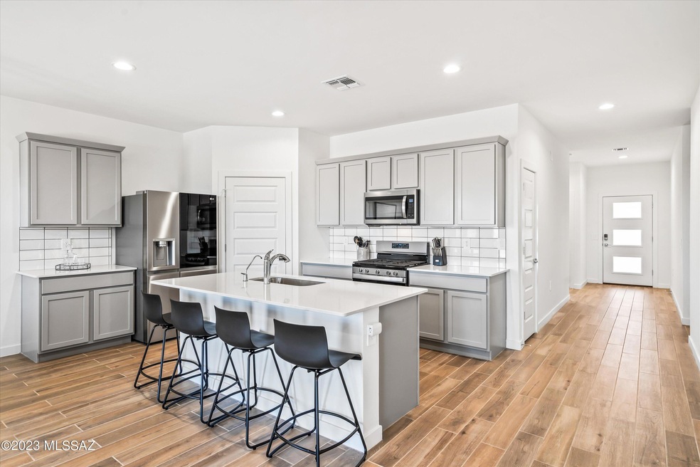 Kitchen w/ Large Quartz Island