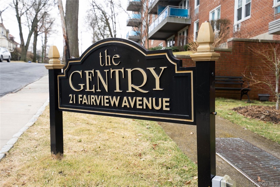 The Gentry Co-Op unit 216, Tuckahoe, NY 10707 - photo 1