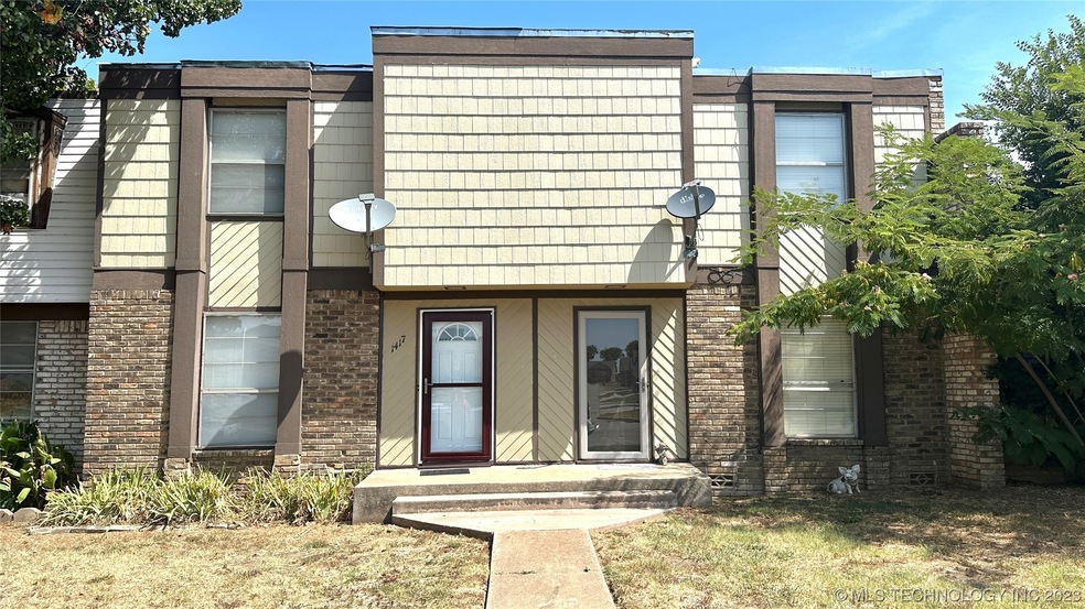 1417 Northglen St, Ardmore, OK 73401 - photo 1
