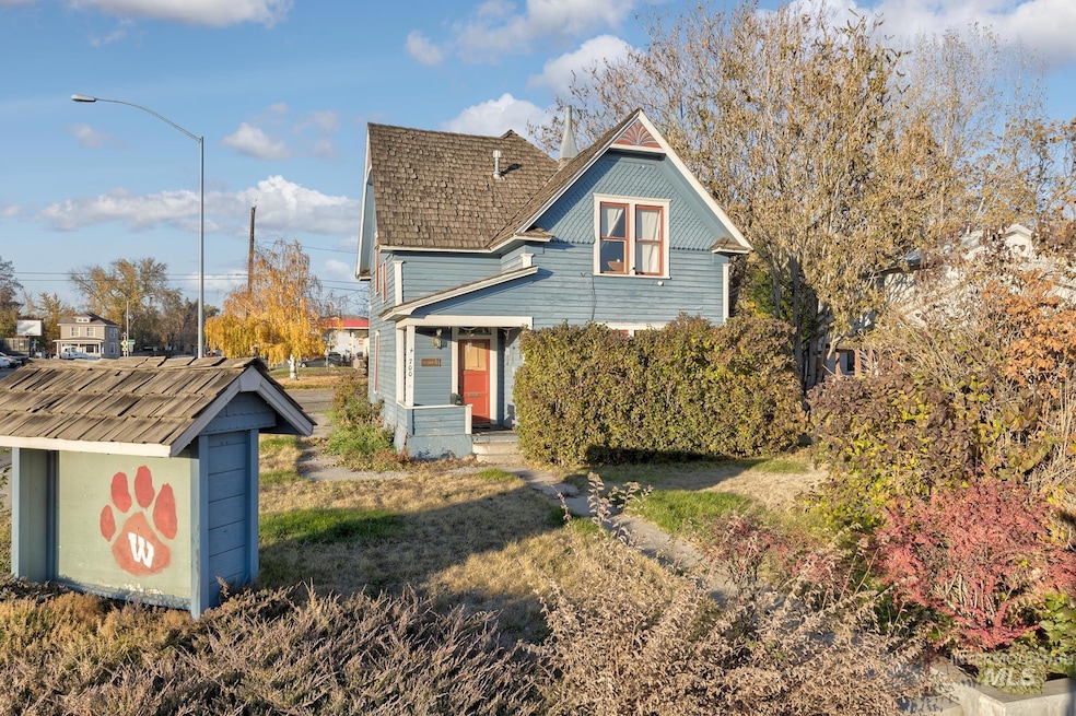 Sold • Co-Listing Agent