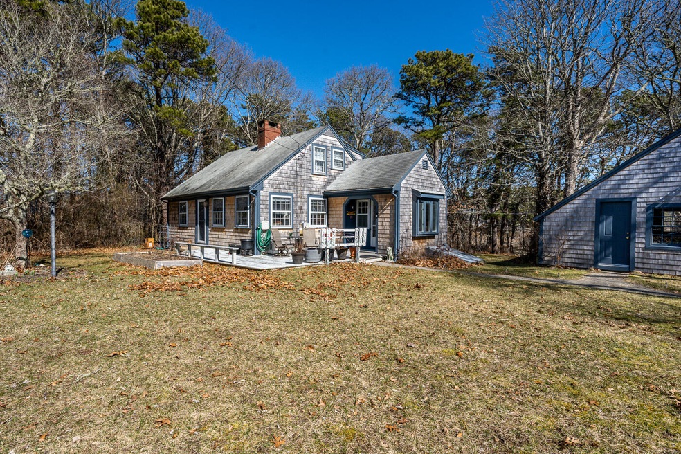 20 Mattis Dr, Yarmouth Port, MA 02675 - photo 1