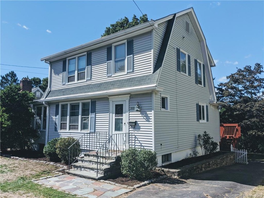 233 Henry St, Manchester, CT 06042 - photo 1