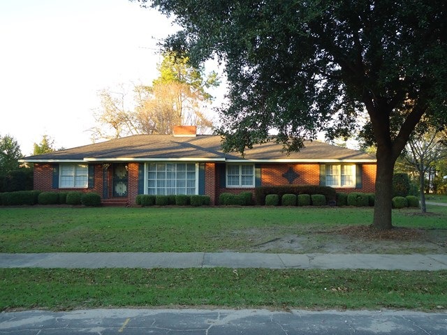 504 E 4th St, Donalsonville, GA 39845 - photo 1