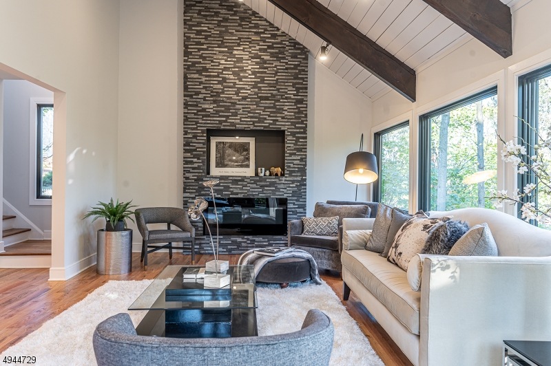 58 Rockledge Dr, Livingston, NJ 07039 - photo 1