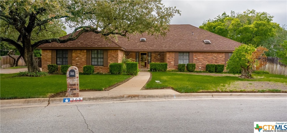 703 Cedar Dr, Copperas Cove, TX 76522 - photo 1