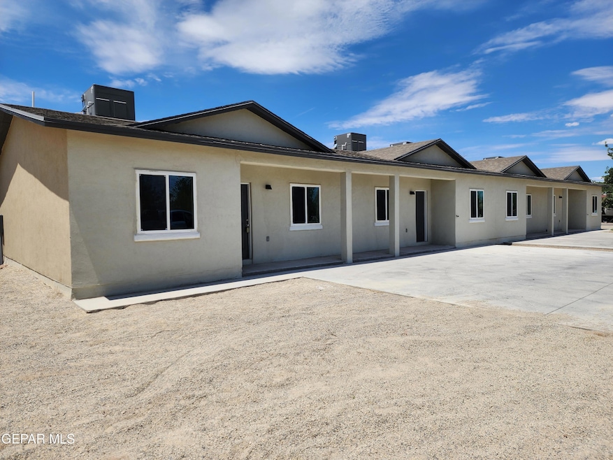 352 Milton Rd, El Paso, TX 79915 - photo 1