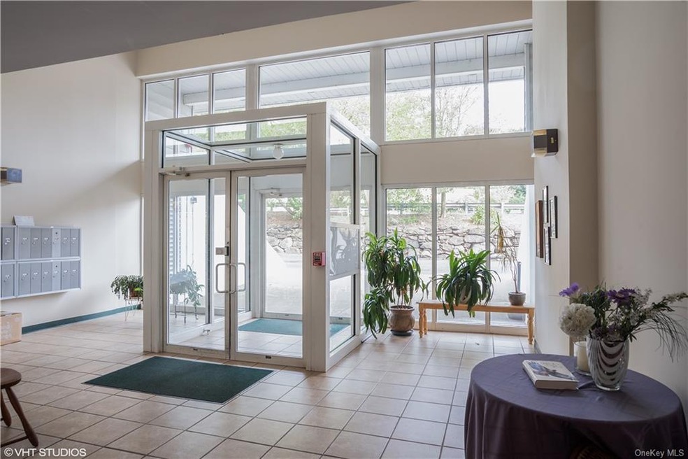 Bright and inviting Lobby