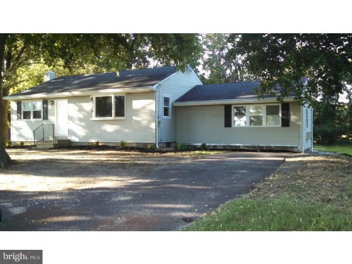 502 Heritage Rd, Sewell, NJ 08080 - photo 1