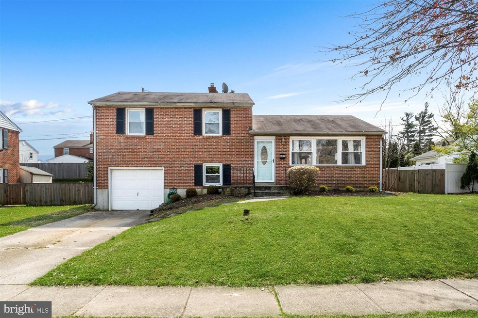 607 Olesmont Rd, Catonsville, MD 21228 - photo 1