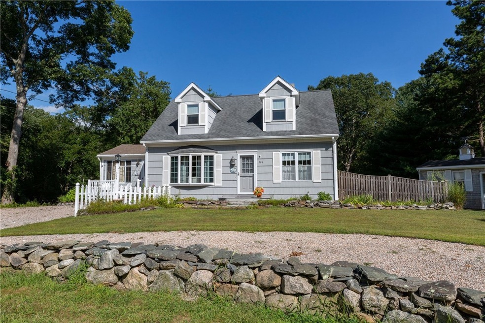 324 Mautucket Rd, Wakefield, RI 02879 - photo 1