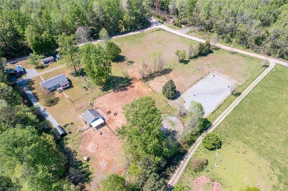 735 Russet Run, Pittsboro, NC 27312 - photo 1