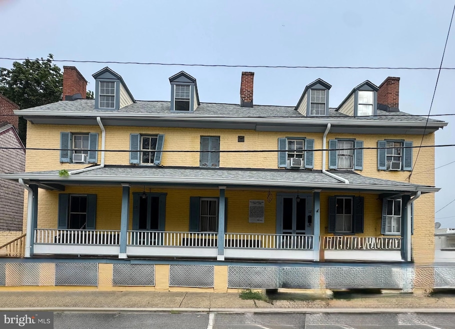 Under Contract $650,000 • Co-Listing Agent