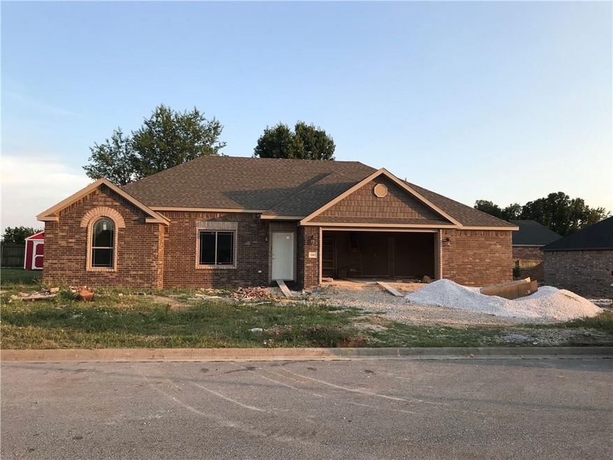 600 Riley Ln, Bethel Heights, AR 72764 - photo 1