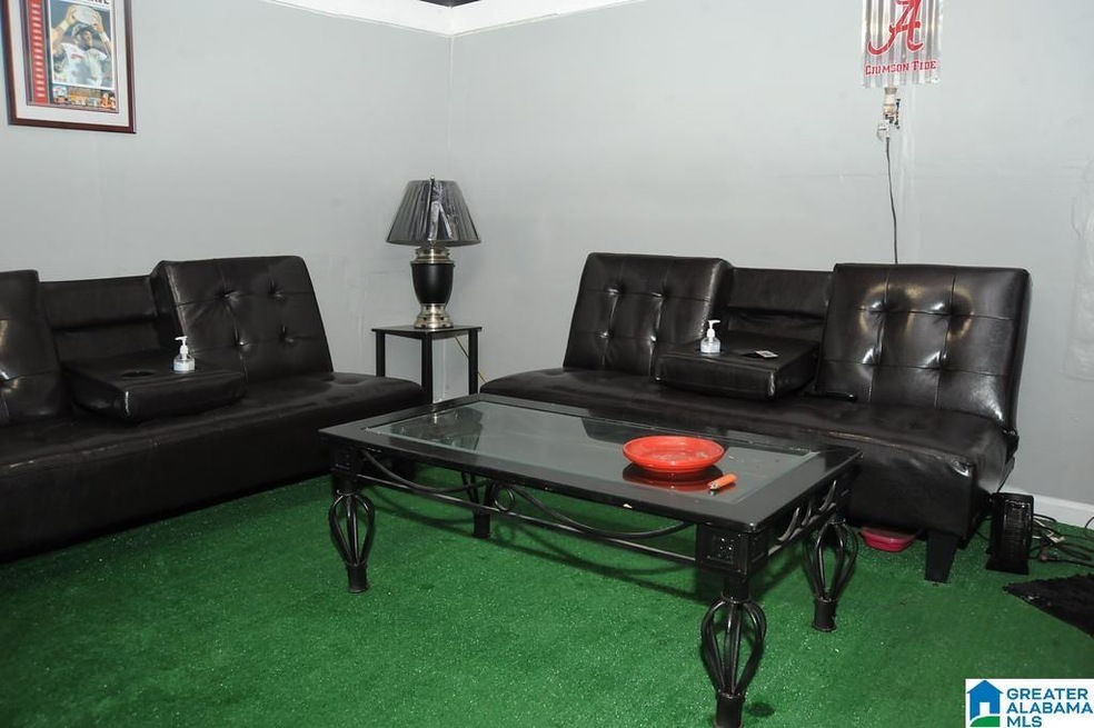 708 Country View Dr, Birmingham, AL 35215 - photo 1