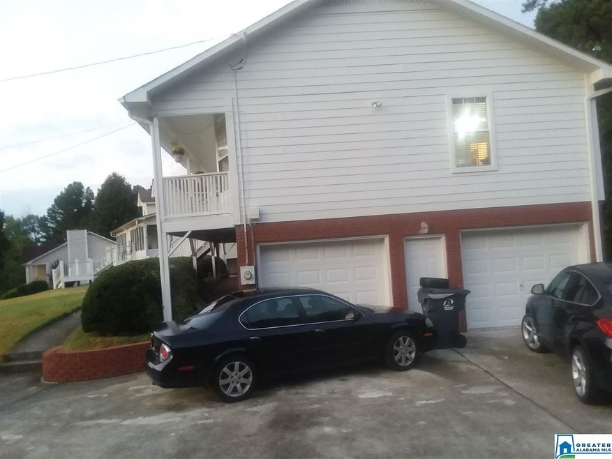 2425 Tracy Ln, Center Point, AL 35215 - photo 1