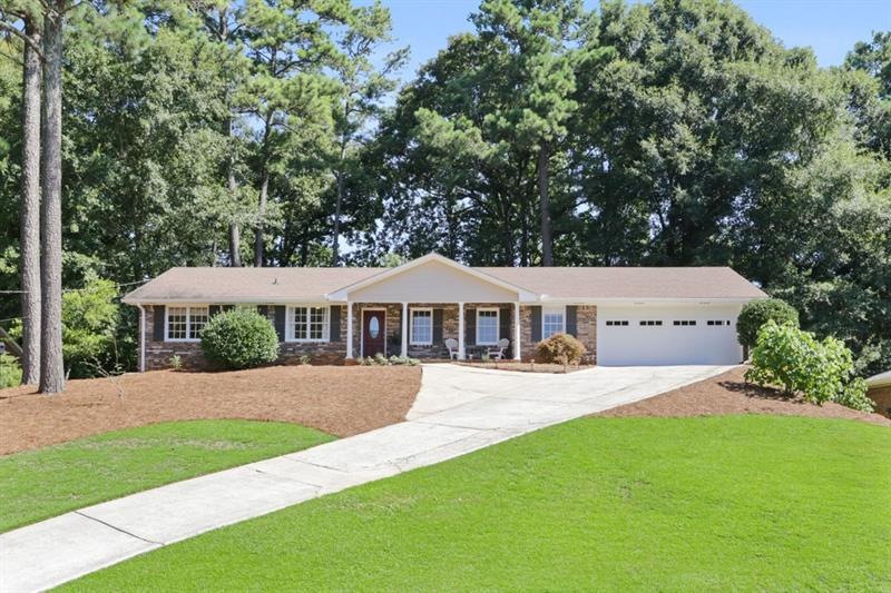 Beautiful 4 sided brick ranch.