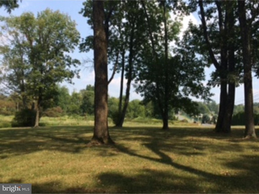 6067 Tollgate Rd, Zionsville, PA 18092 - photo 1