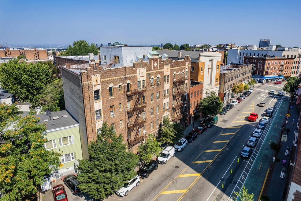 The Madrid unit 102, Jersey City, NJ 07306 - photo 1