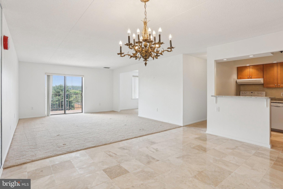 10306 Valley Forge Cir unit 306, King of Prussia, PA 19406 - photo 1