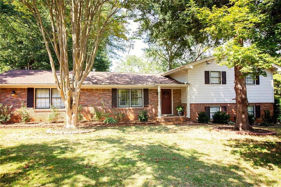Updated Home on Large lot in King Springs district