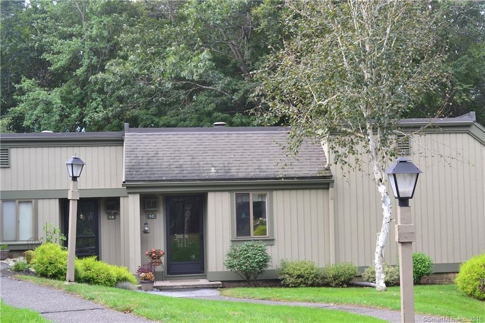 3 Heritage Cir unit C, Southbury, CT 06488 - photo 1