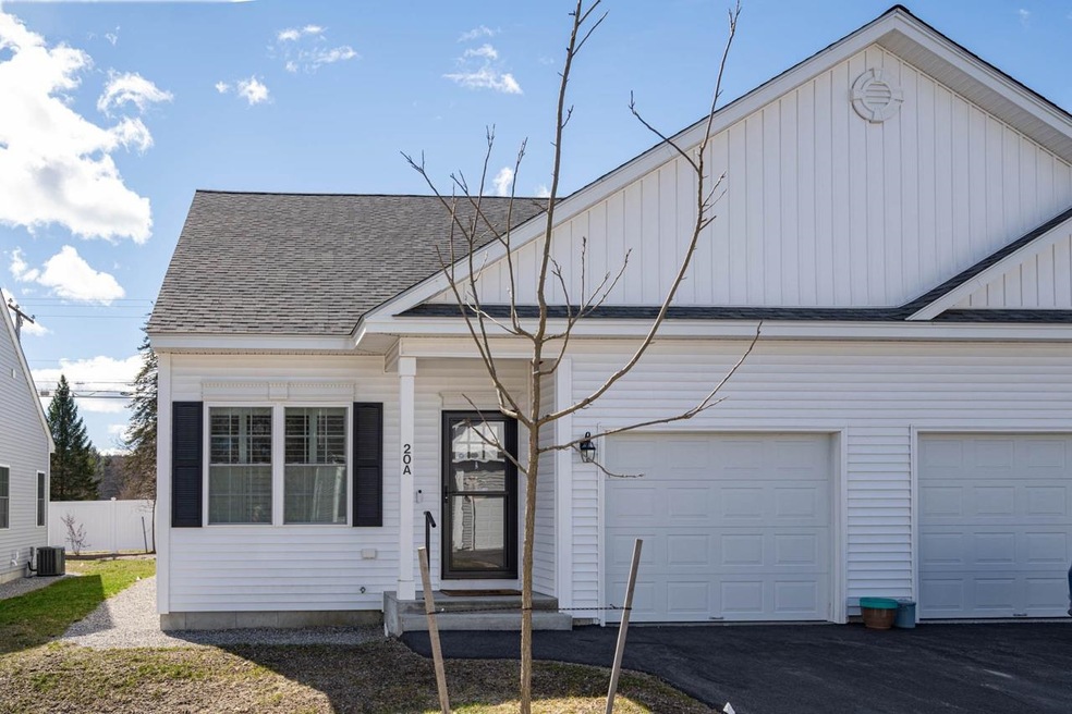 20 Angel Point Cir, Goffstown, NH 03045 - photo 1