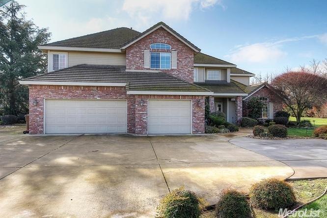 3400 E Woodbridge Rd, Acampo, CA 95220 - photo 1