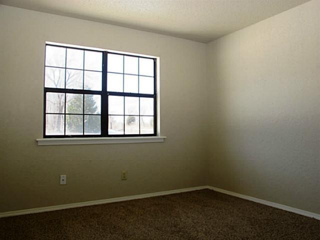 22014 Douglas Ave, Edmond, OK 73012 - photo 1