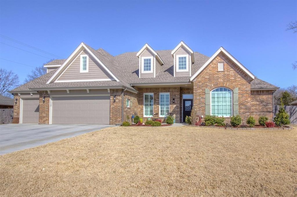 2708 SE Vicksburg St, Bartlesville, OK 74006 - photo 1