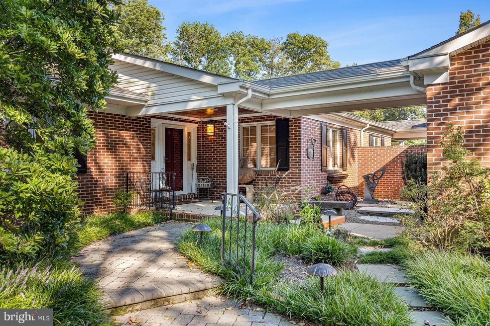 2 Stone Tower Ln, Wilmington, DE 19803 - photo 1