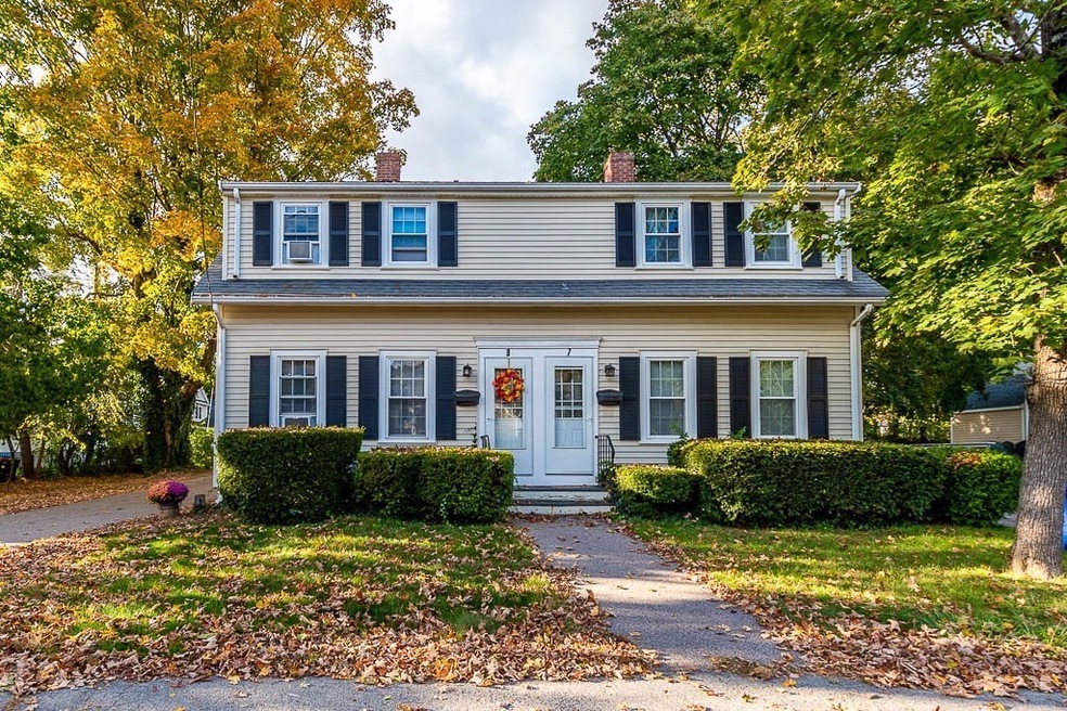 9 Church St unit 2, Foxborough, MA 02035 - photo 1