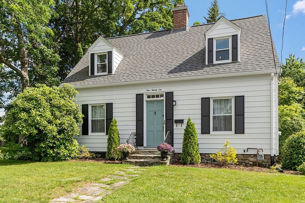 126 Francis St, Worcester, MA 01606 - photo 1