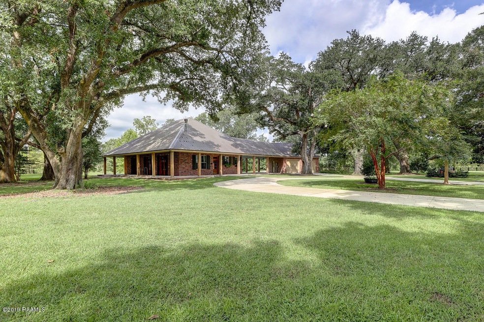 1230 Chemin Agreable Rd, Youngsville, LA 70592 - photo 1