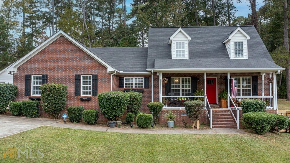 690 Tomlinson St, McDonough, GA 30252 - photo 1