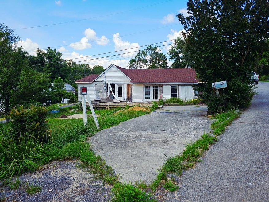 509 Norfolk Ave, Bristol, VA 24201 - photo 1