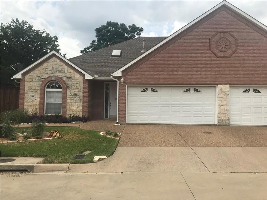 2500 Autumn Shade Ct, Bedford, TX 76021 - photo 1