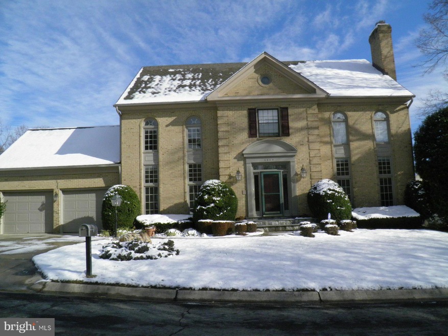 5809 Mossrock Dr, Rockville, MD 20852 - photo 1