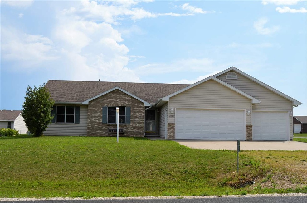 W6077 Paige Way, Appleton, WI 54915 - photo 1